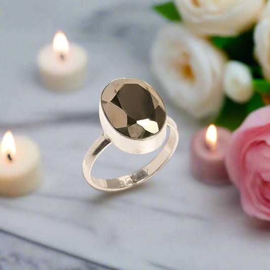 REBUY Pyrite Stone Ring for Men & Women | Natural Healing Crystal Gemstone Help To Provide Confidence, Creativity, Peacefull Energey