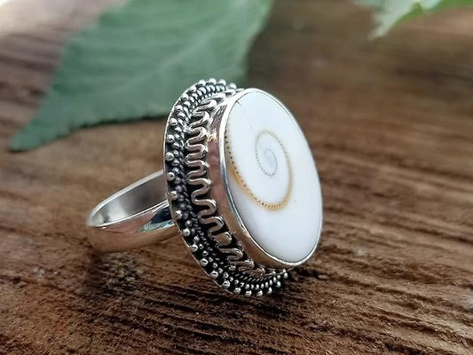 REBUY Metal Gomti Chakra Ring For Men & Women | Natural Round Shape Design Premium Quality Stylish Modern Adjustable Boho Shell Rings Oxidised Metal Finish| |Enhances Communication, Business Growth & Positivity Pack Of 1
