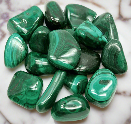 Malachite Tumbled Stone 100H Natural Healing Gemstone for Meditation, Yoga, Reiki, Chakra Balancing BY REBUY