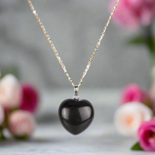 Black Tourmaline Stone Pendant Reiki Healing and Crystal Healing Heart Shape Stone Pendant for Men & Women